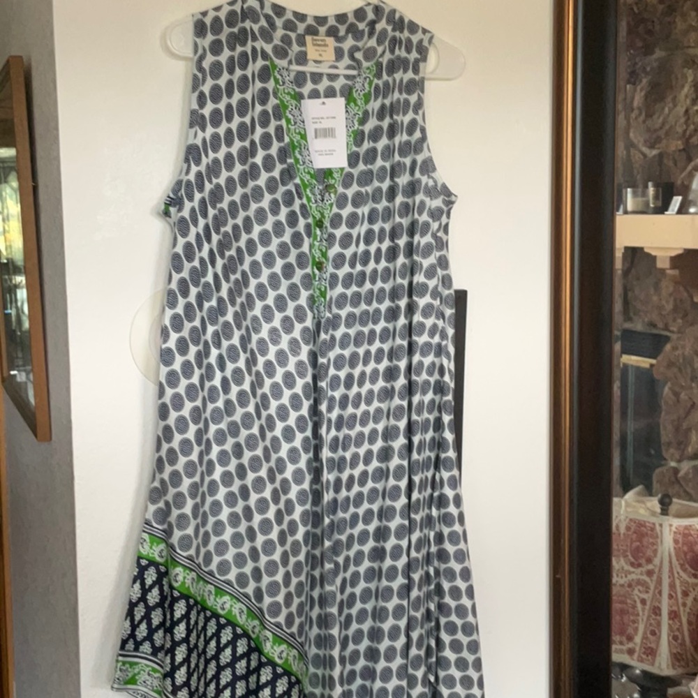New Sleeveless Dress XL